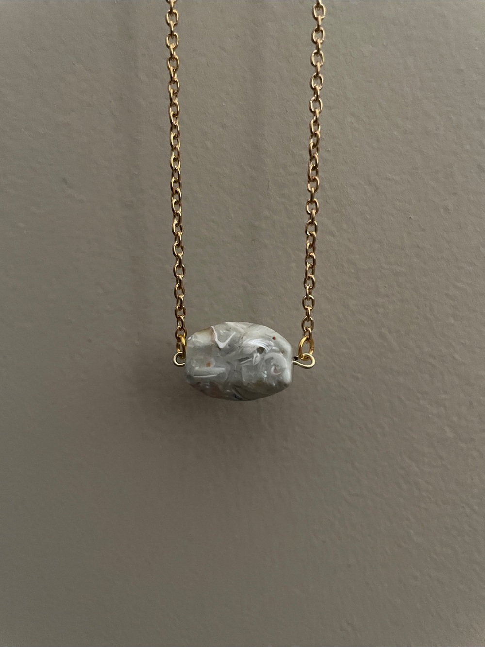 Shimmery gemstone necklace